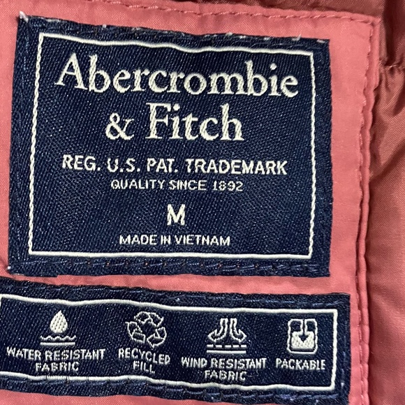 Abercrombie & Fitch Womens Water & Wind Resistant- Packable Light Jacket. Sz M - Picture 10 of 16